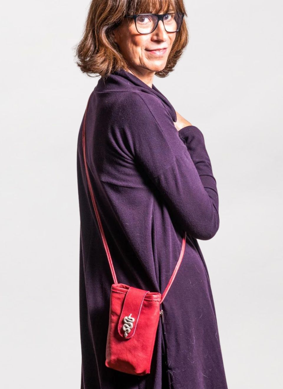 Mini mobile bags: dress your phone in style